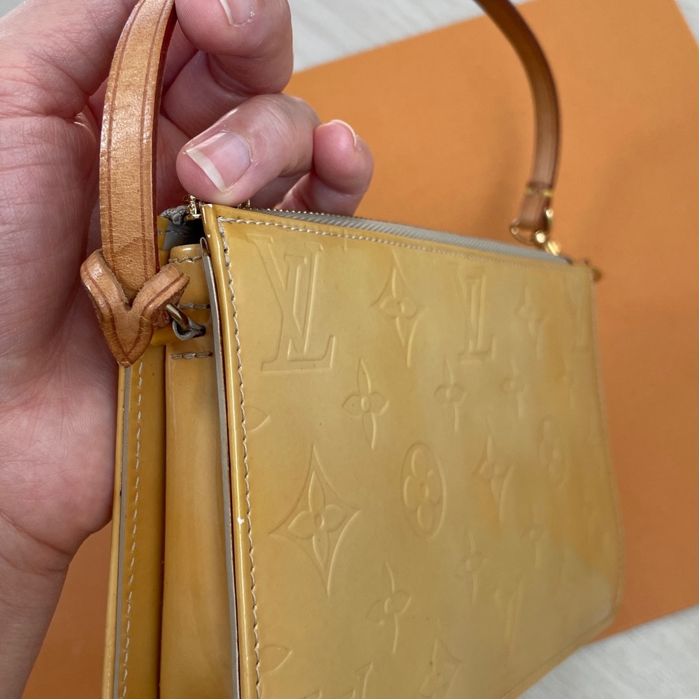 Louis Vuitton Lexington - Picture 16 of 16